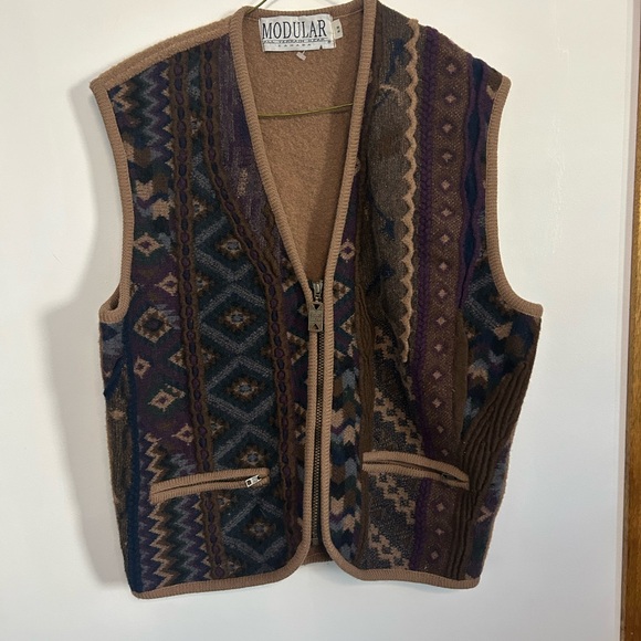 Vintage Jackets & Blazers - Vintage Geometric Pattern Vest